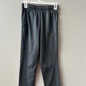 Boy's youth Nike Dri-fit sweatpants, Size XL Charcoal gray